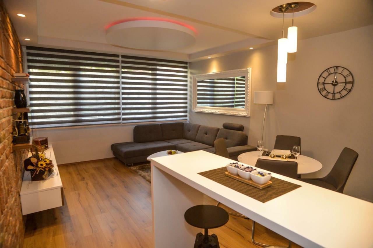Guest House Crisogono زادار المظهر الخارجي الصورة